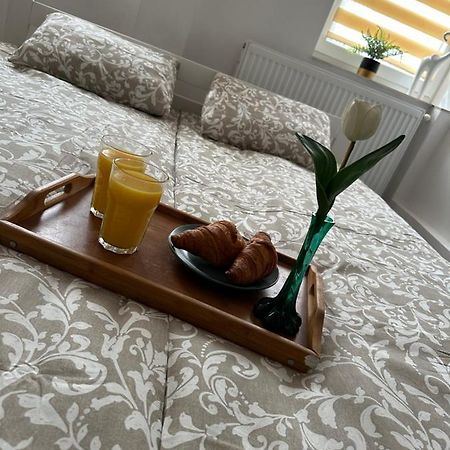 Apartamento Apartament Medalionow Z Parkingiem Lublin Exterior foto